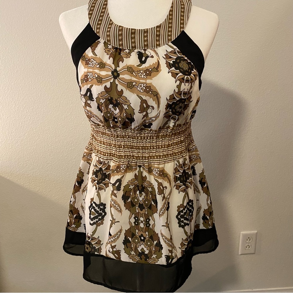 Apostrophe Baroque Print Smocked Waist Sleeveless Top